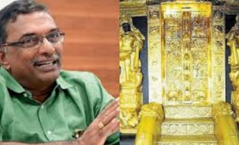 ശബരിമലയില്‍ പിച്ചളപാളികള്‍ക്ക് പകരം ചെമ്പ് പാളി എന്നെഴുതി, മിനുട്സ് മനപ്പൂര്‍വം തിരുത്തി; പത്മകുമാറിനെതിരെ എസ്ഐടി