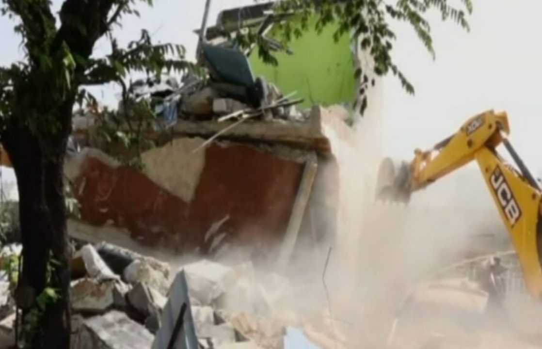 മുന്നറിയിപ്പില്ലാതെ വീടുകൾ പൊളിച്ചു: കര്‍ണാടകയില്‍ വീണ്ടും ‘ബുള്‍ഡോസര്‍ രാജ്’