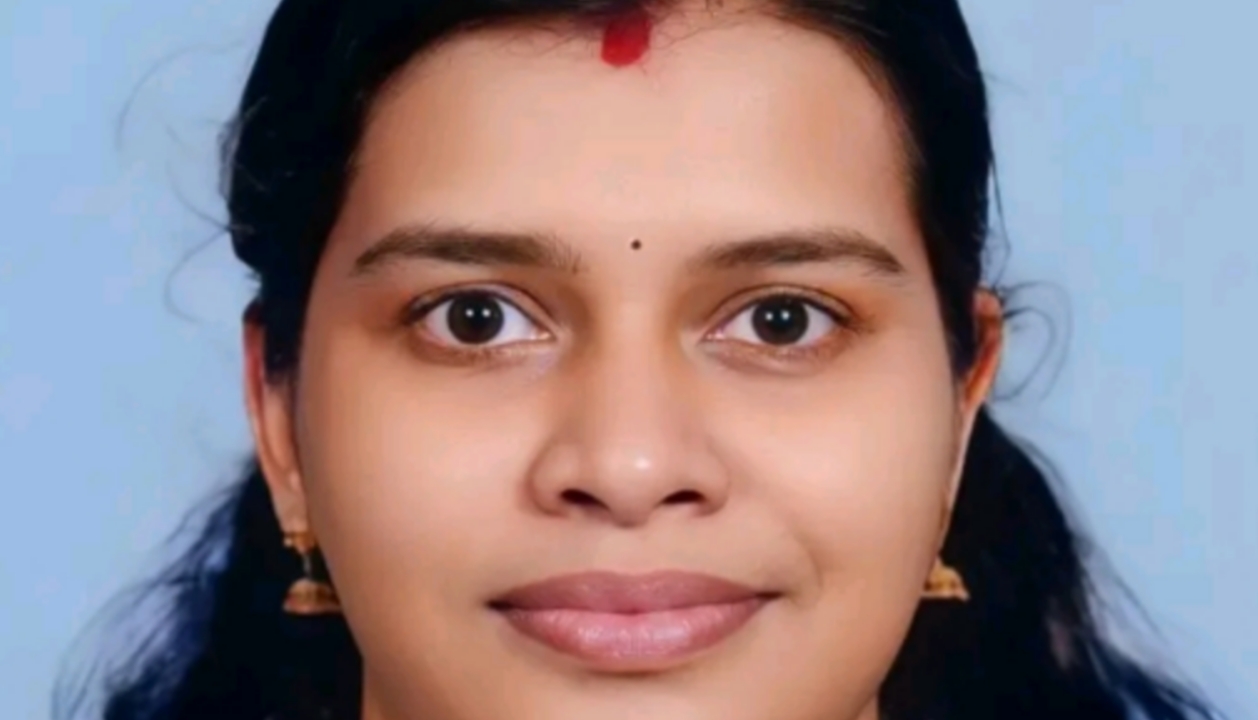 കോട്ടയത്ത് വാഹനാപകടത്തിൽ യുവതിക്ക് ദാരുണാന്ത്യം