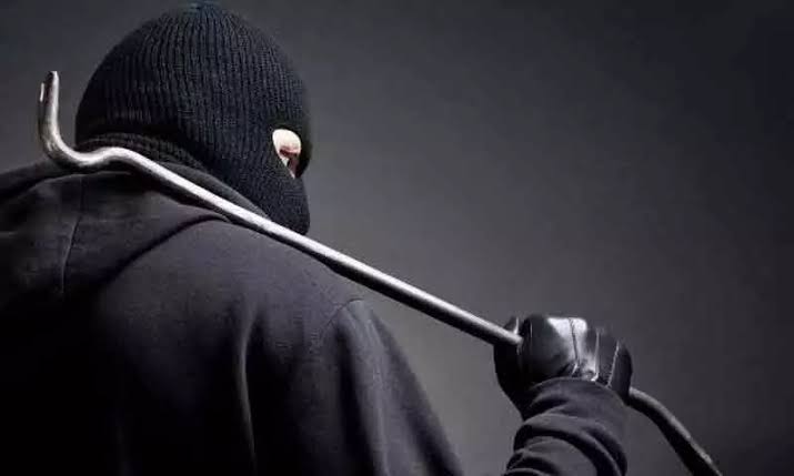 മാവേലിക്കരയിൽ കടകൾ കുത്തിത്തുറന്ന് മോഷണം: പിടിയിലായത്  പ്രായപൂർത്തിയാകാത്ത കുട്ടികൾ