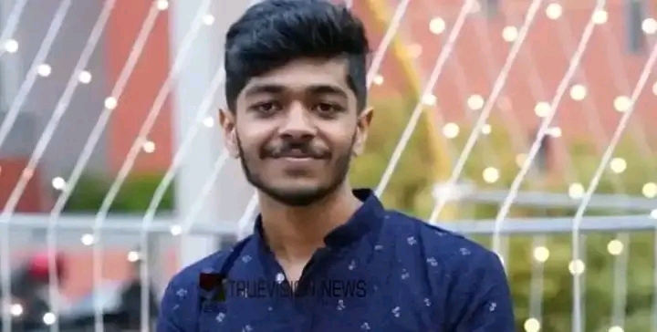 ബുള്ളറ്റില്‍ നിന്നും ടോറസ് ലോറിക്കടിയിലേക്ക് തെറിച്ചു വീണ് അപകടം; കോഴിക്കോട് സ്വദേശി യുവാവിന് ദാരുണാന്ത്യം