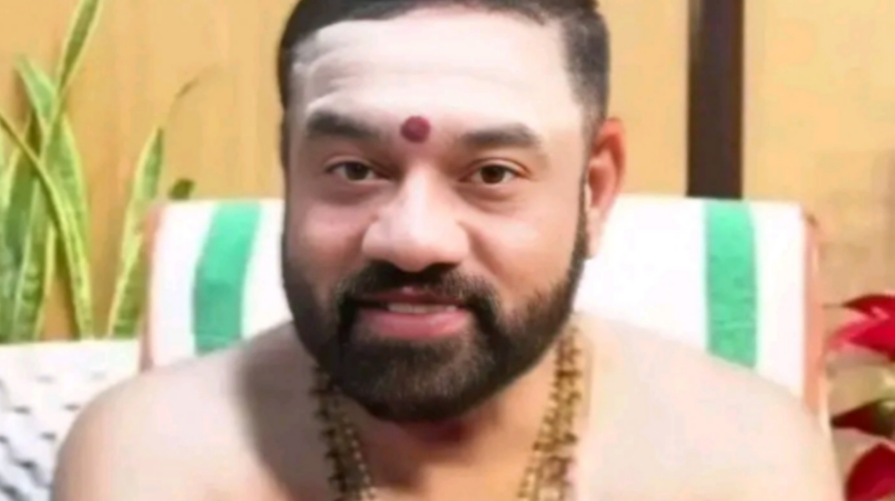 ജോത്സ്യൻ മുരാരി പീഡനക്കേസിൽ അറസ്റ്റിൽ