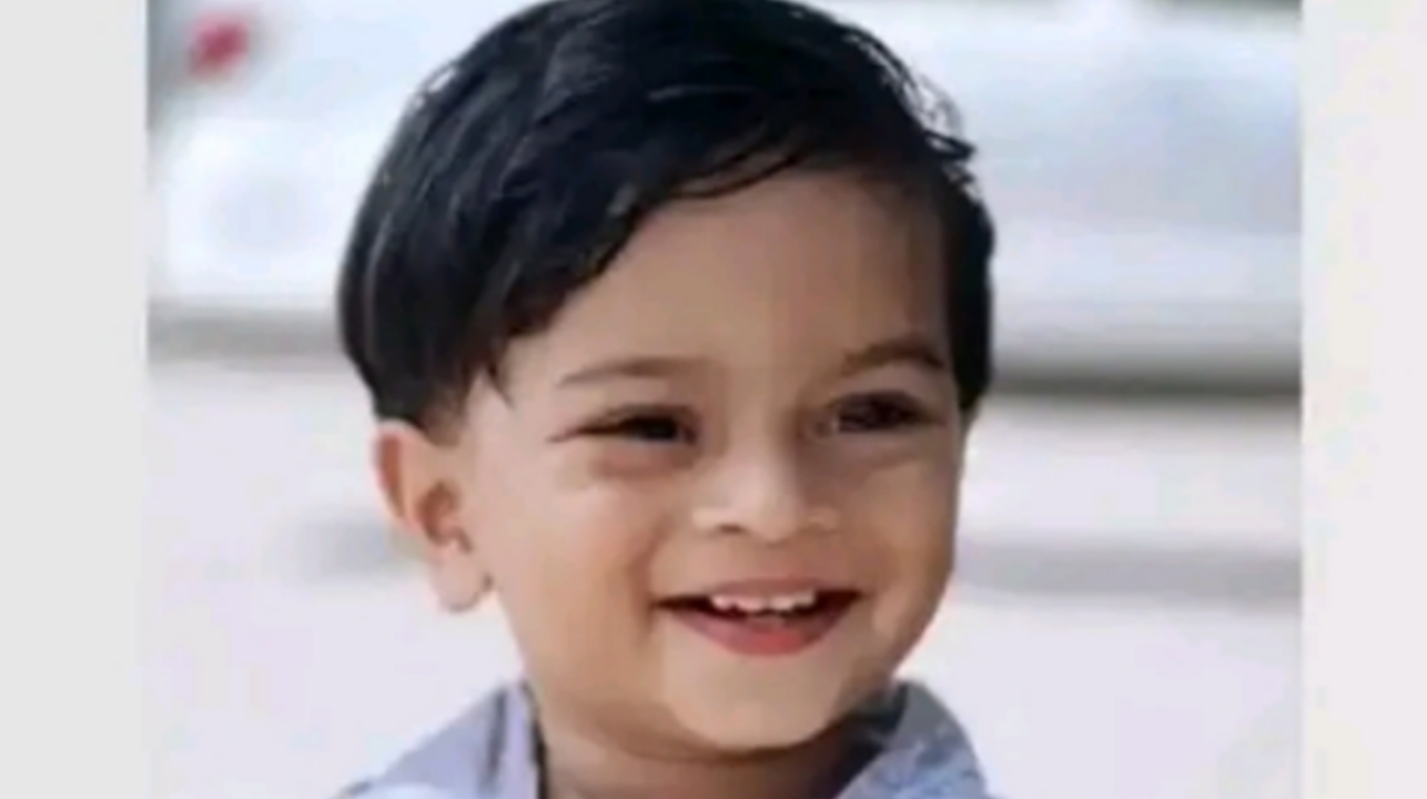 നാട്ടില്‍ നിന്ന് പിതാവിനെ കാണാൻ യുഎഇയില്‍ എത്തി: പിഞ്ചുബാലൻ  വാഹനാപകടത്തില്‍ മരിച്ചു