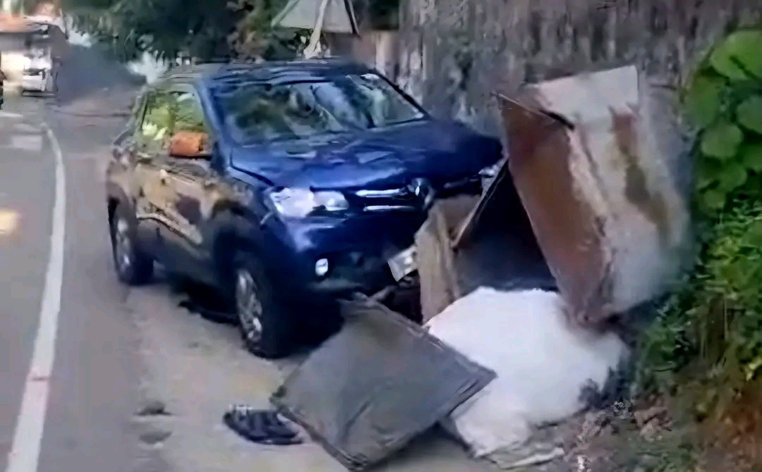 അഞ്ചലിൽ വാഹനാപകടം ആശുപത്രി ജീവനക്കാരിക്ക് ഗുരുതര പരുക്ക്