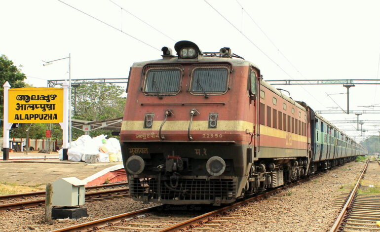 ട്രെയിൻ തട്ടി യുവാവ് മരിച്ചു