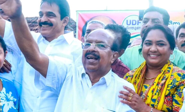 സിപിഎം വിട്ട് നടി ഉഷ ഹസീന ജി സുധാകരന്റെ കൊട്ടികലാശത്തിൽ