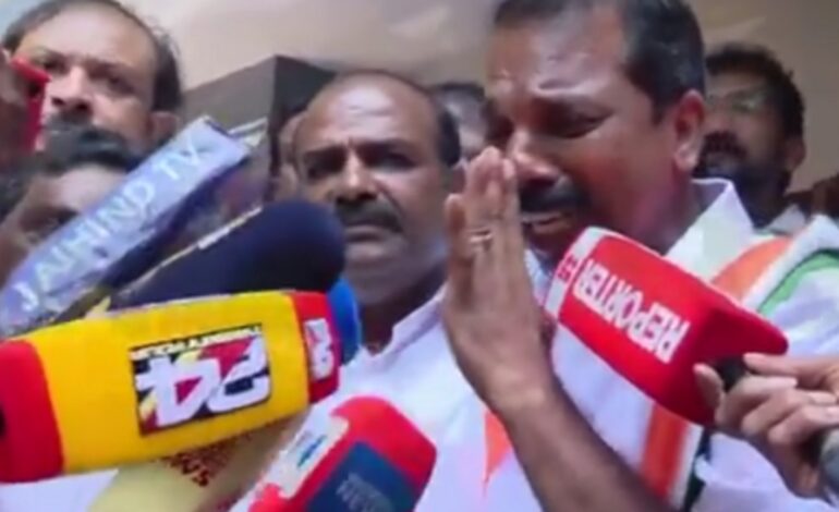 വ്യാജ നോട്ടീസ് പ്രചാരണം; പൊട്ടിക്കരഞ്ഞ് അടൂരിലെ UDF സ്ഥാനാർഥി