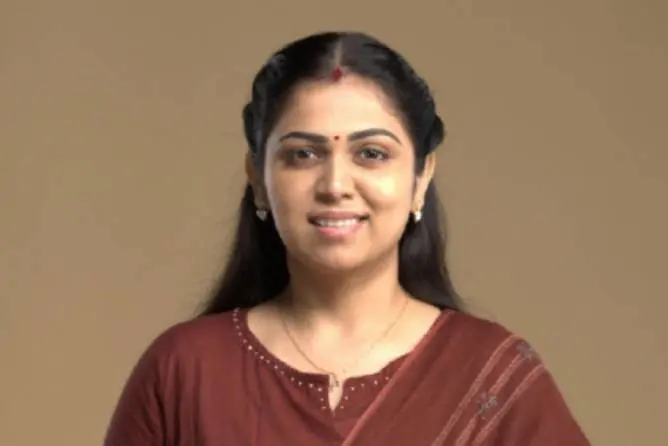 വോട്ടിങ് യന്ത്രത്തിൽ പേര് മാറ്റില്ല; തൃപ്പൂണിത്തുറ എൻഡിഎ സ്ഥാനാർഥി അഞ്ജലി നായരുടെ അപേക്ഷ തള്ളി