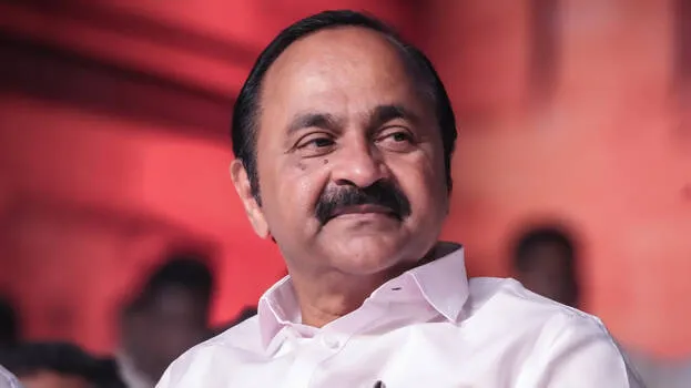വി ഡി സതീശന് അനുകൂല പ്രകടനംനാല് നേതാക്കൾക്കെതിരെ കോൺഗ്രസ് നടപടി:അനുകൂലികൾക്കെതിരെ ഇടുക്കി ഡിസിസി രംഗത്ത്