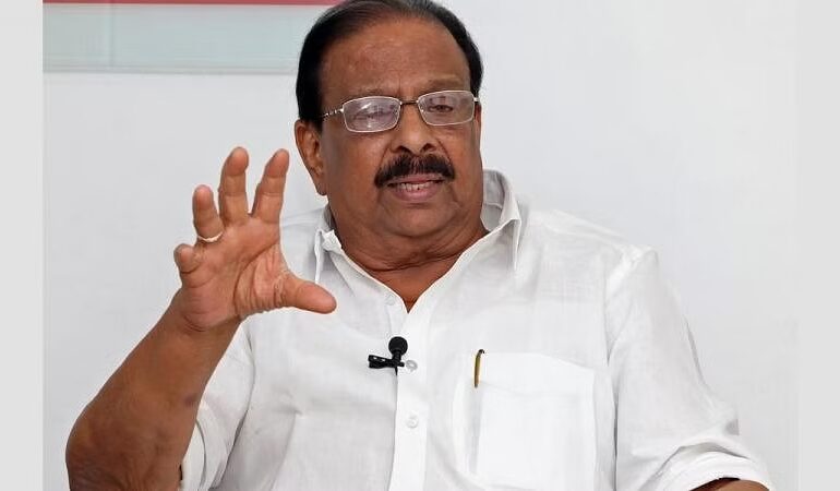 വി ഡി സതീശനും, കെ സി വേണുഗോപാലും തനിക്ക് ഒരുപോലെ: ഹൈക്കമാൻഡ് തീരുമാനത്തിൽ തൃപ്തൻ :കെ സുധാകരൻ