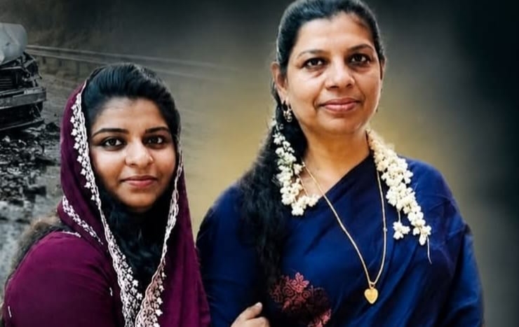 കൊല്ലത്ത്  വാഹനാപകടത്തിൽ പന്തളം സ്വദേശിനികളായ അമ്മയ്ക്കും മകൾക്കും ദാരുണാന്ത്യം .