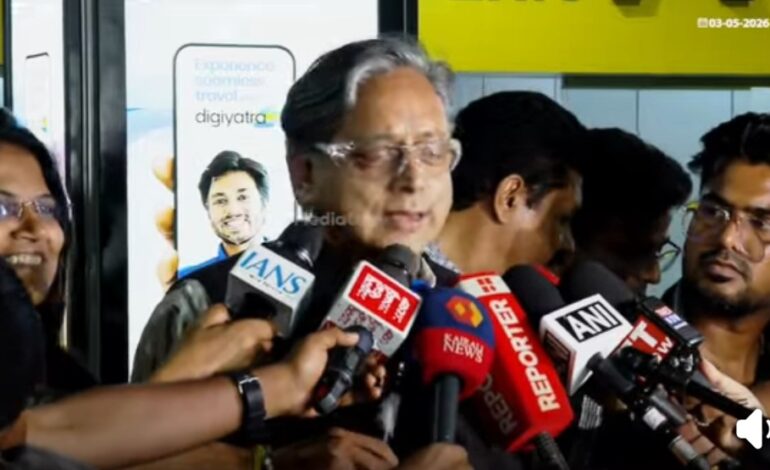 കെപിസിസിയിൽ വിജയം ആഘോഷിക്കാനാണ് ഞാനും ജെബിയും എത്തിയിരിക്കുന്നത്ശശി തരുർ തിരുവനന്തപുരം