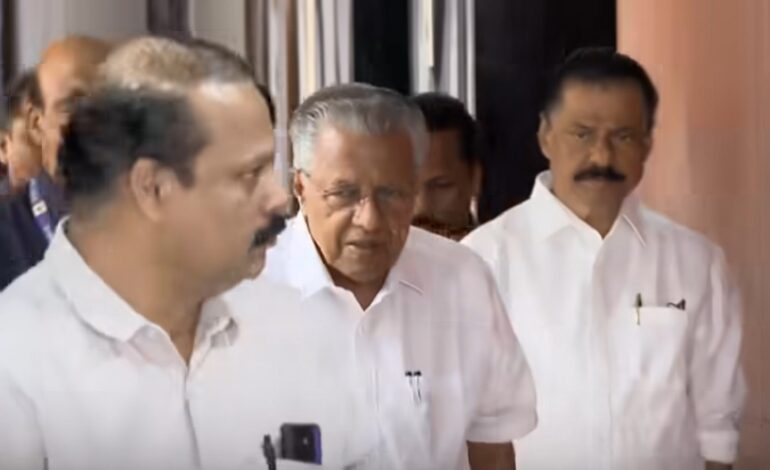 തെരഞ്ഞെടുപ്പ് തോൽവിയെ പറ്റി സെക്രട്ടറി പറയുമെന്ന് പിണറായി വിജയൻ: പിന്നീട് പറയാമെന്ന്  ​ഗോവിന്ദൻ