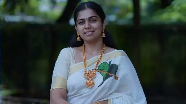 ചക്ക എല്ലാവരിലേക്കും എത്തിക്കാൻ എനിക്ക് സാധിച്ചു: ട്വന്റി ട്വന്റിയും ബിജെപിയും ഒരു കുടുംബം പോലെഇനിയും രാഷ്രീയത്തിൽ സജീവമായി ഉണ്ടാകും’ ടി അഞ്ജലി നായർ