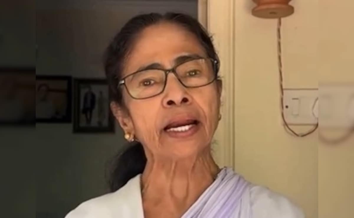 തിരഞ്ഞെടുപ്പ് കമ്മീഷനെ ഉപയോഗിച്ച്  ബിജെപി 100 സീറ്റുകൾ മോഷ്ടിച്ചു’ ; പൊട്ടിത്തെറിച്ച് മമത ബാനർജി